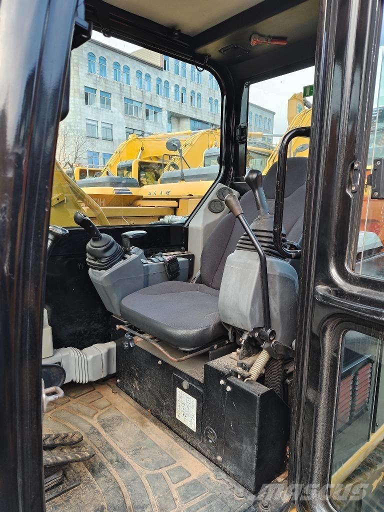 CAT 307E Mini kotrók < 7t