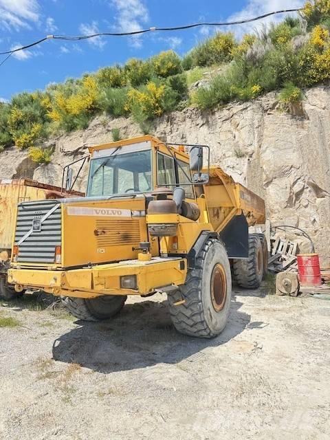 Volvo A 25 C Csuklósdömperek