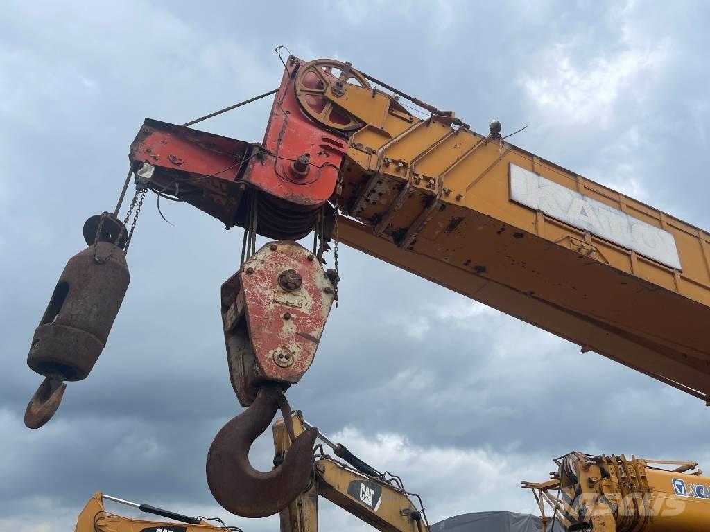 Kato NK 500 Terepdaruk