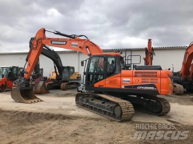 Doosan DX225LC-5 Lánctalpas kotrók