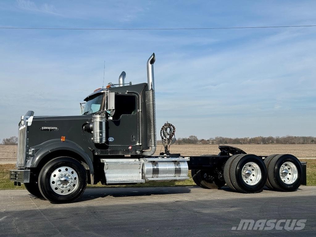 Kenworth W900 Nyergesvontatók