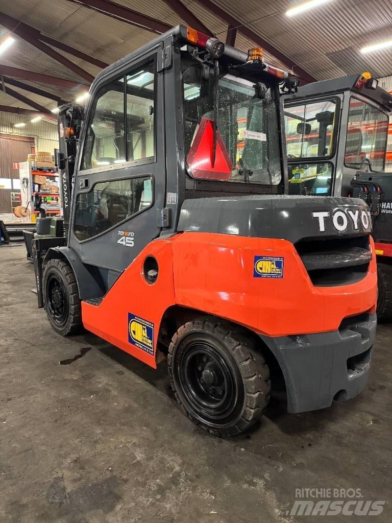 Toyota truck 8FD40N Dízel targoncák