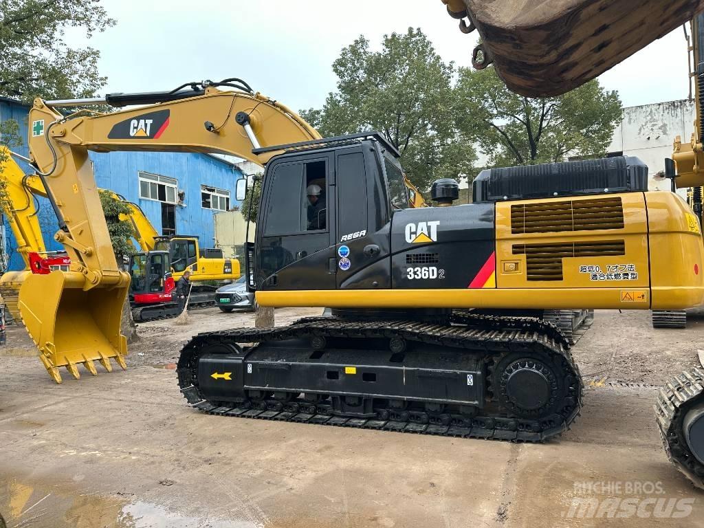 CAT 336 D2 Lánctalpas kotrók