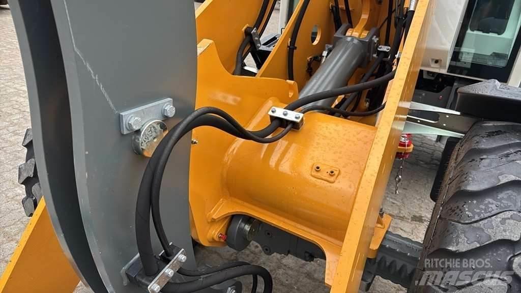 Liebherr L 506 Speciális kotrók