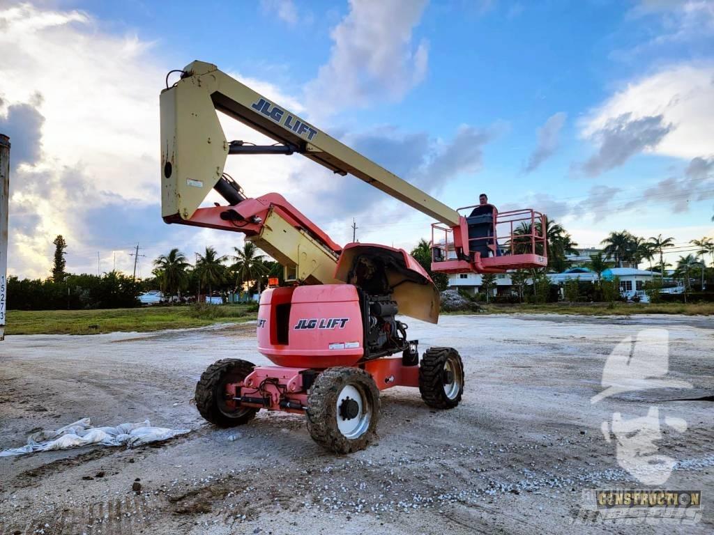JLG 600 A Karos emelők