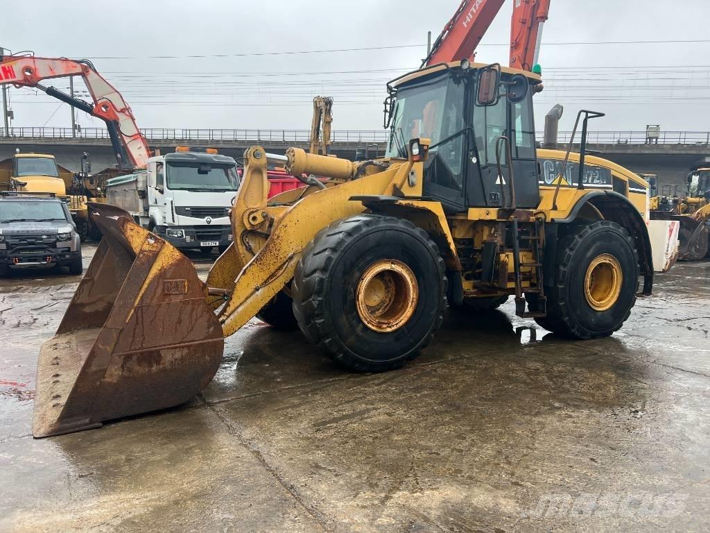 CAT 972 H Gumikerekes homlokrakodók