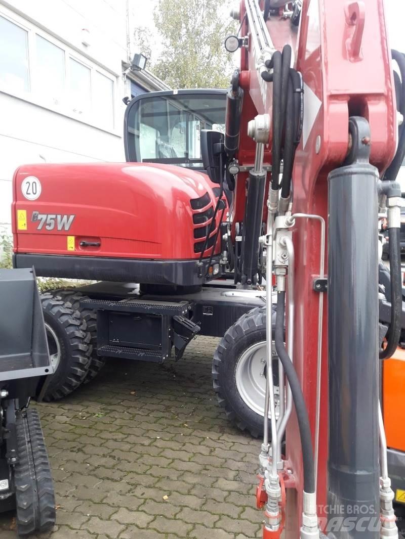 Yanmar B75W Gumikerekes kotrók