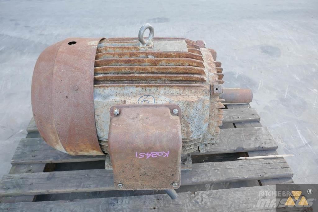 Toshiba 30KW Motorok