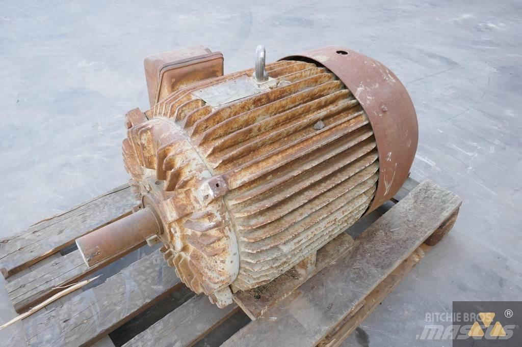  Toshiba 30KW Motorok