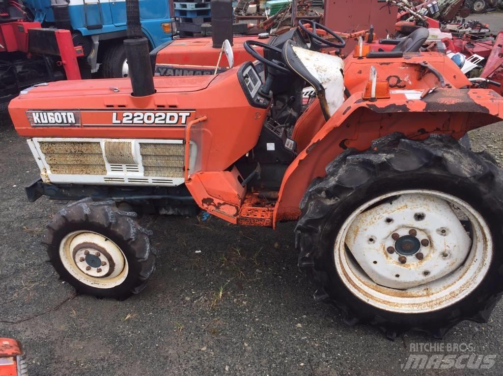 Kubota L2202DT Traktorok