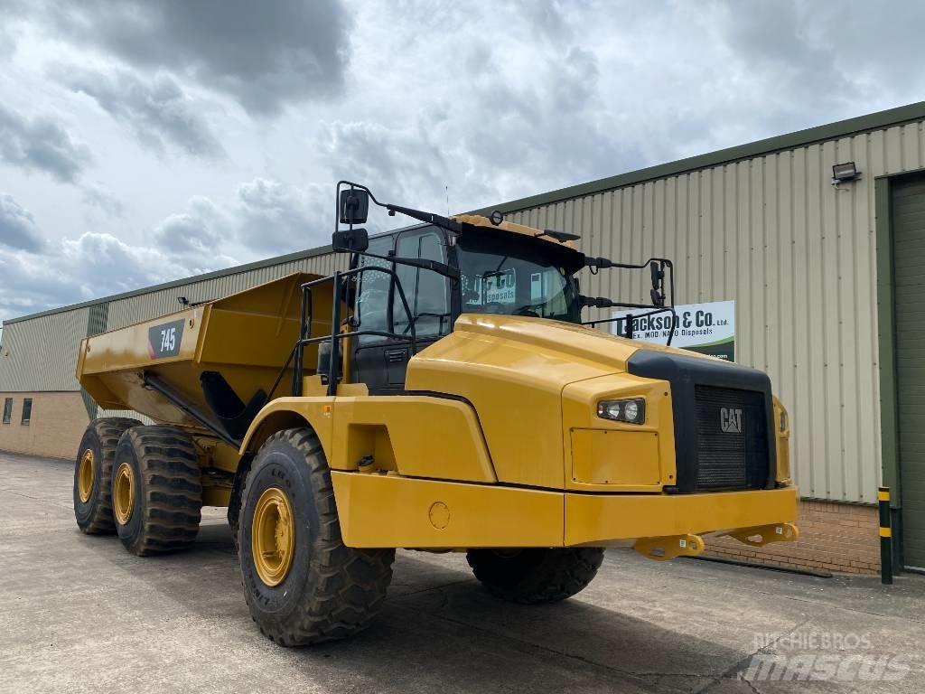 CAT 745 C Csuklósdömperek