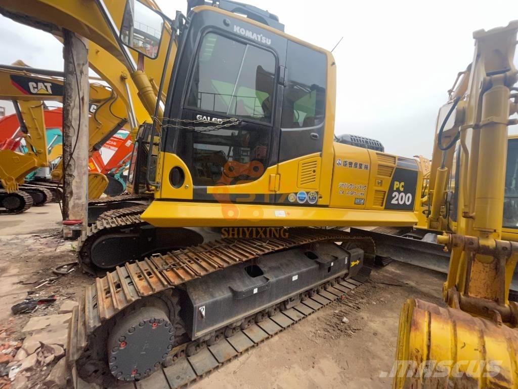 Komatsu PC 200-8 Lánctalpas kotrók