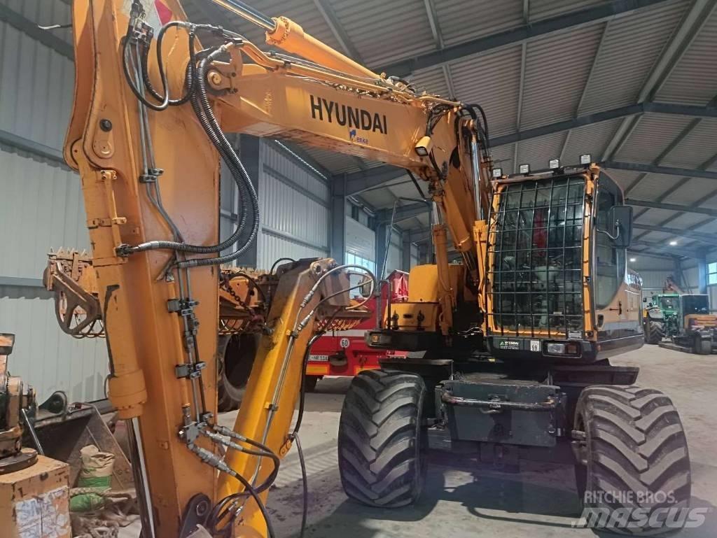 Hyundai RW140-9A Gumikerekes kotrók