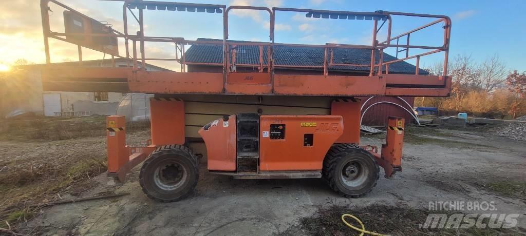 JLG 4394 RT Ollós emelők