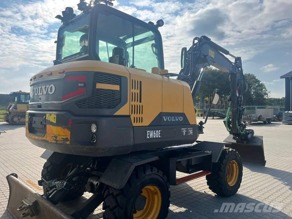 Volvo EW 60 E Gumikerekes kotrók
