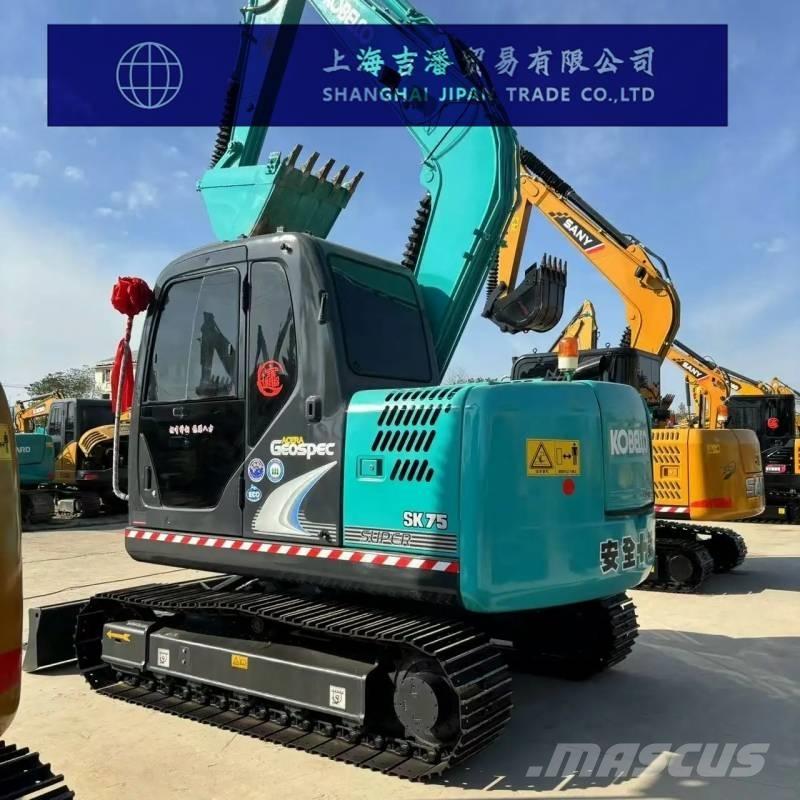 Kobelco SK 75 Közepes (midi) kotrók 7 t - 12 t