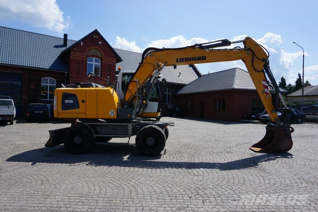 Liebherr A 918 Gumikerekes kotrók
