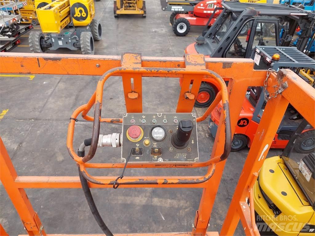 JLG 180 12 Ollós emelők