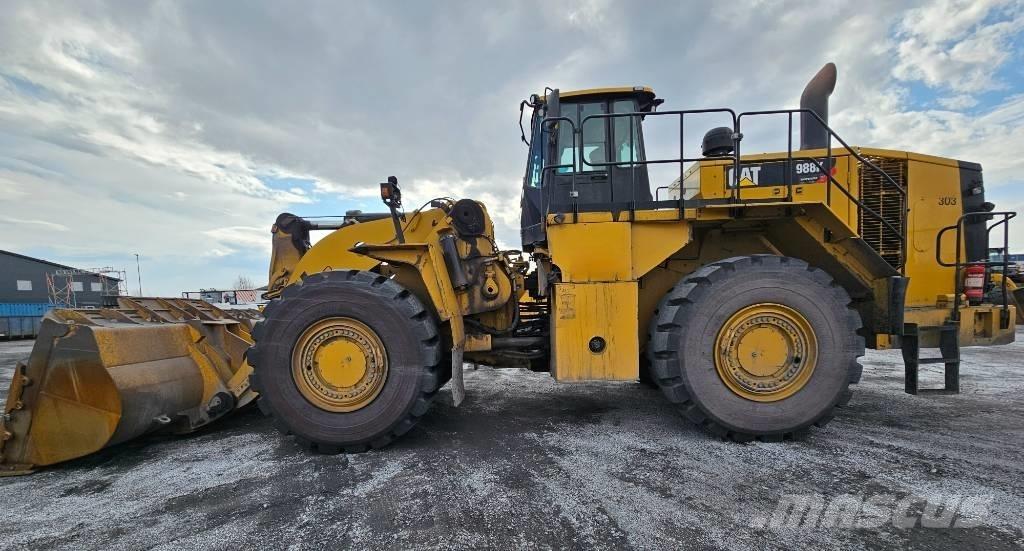 CAT 988 K Gumikerekes homlokrakodók