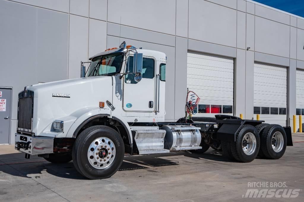 Kenworth T 800 Nyergesvontatók