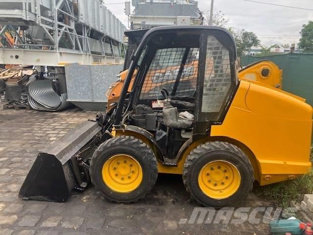 JCB 170 Kompaktrakodók