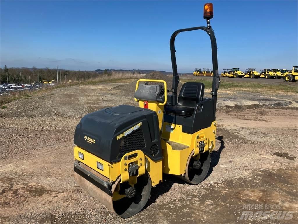 Bomag CN BW 900-50 Ikerdobos hengerek