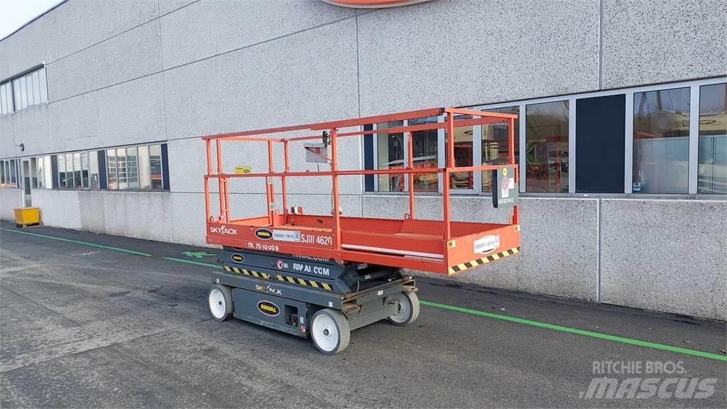 SkyJack SJIII4620 Ollós emelők