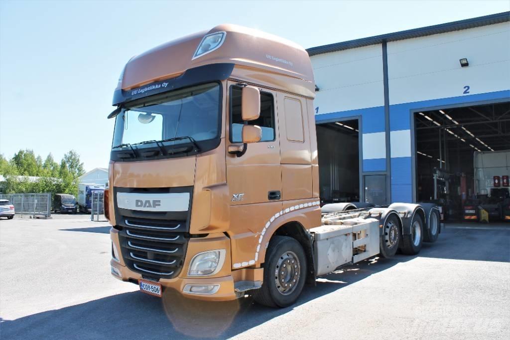 DAF XF510 FAK Fülkés alváz