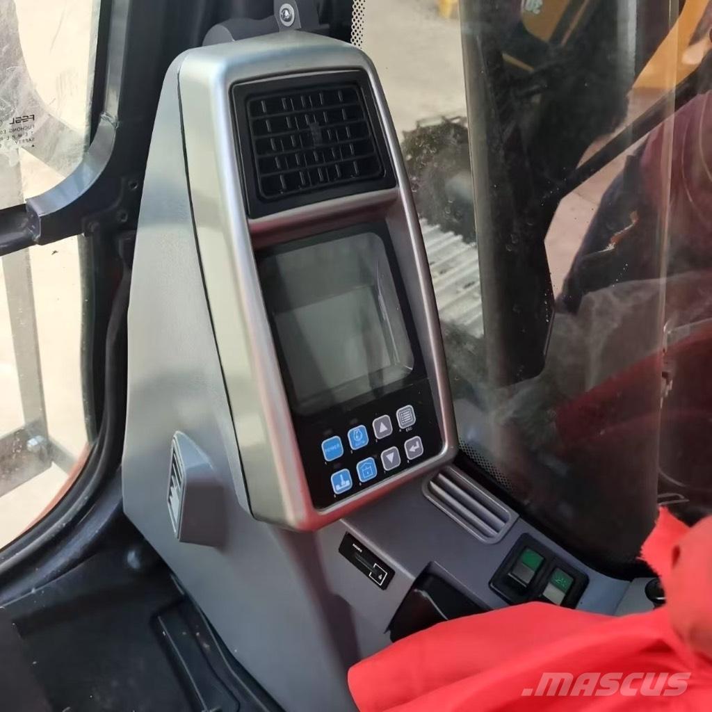 Doosan DX 300 LC Lánctalpas kotrók
