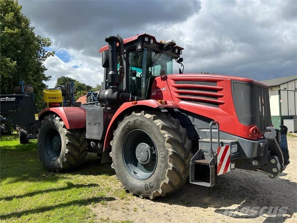 Kirovets K 743 Traktorok