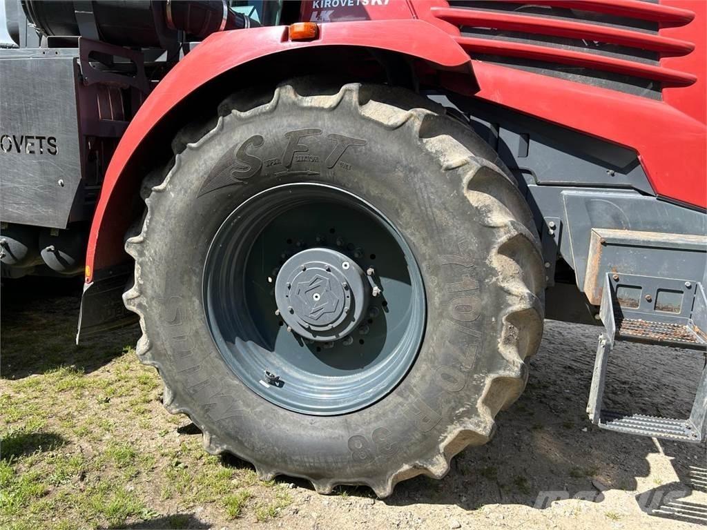 Kirovets K 743 Traktorok