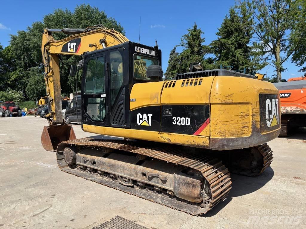 CAT 320 D L Lánctalpas kotrók
