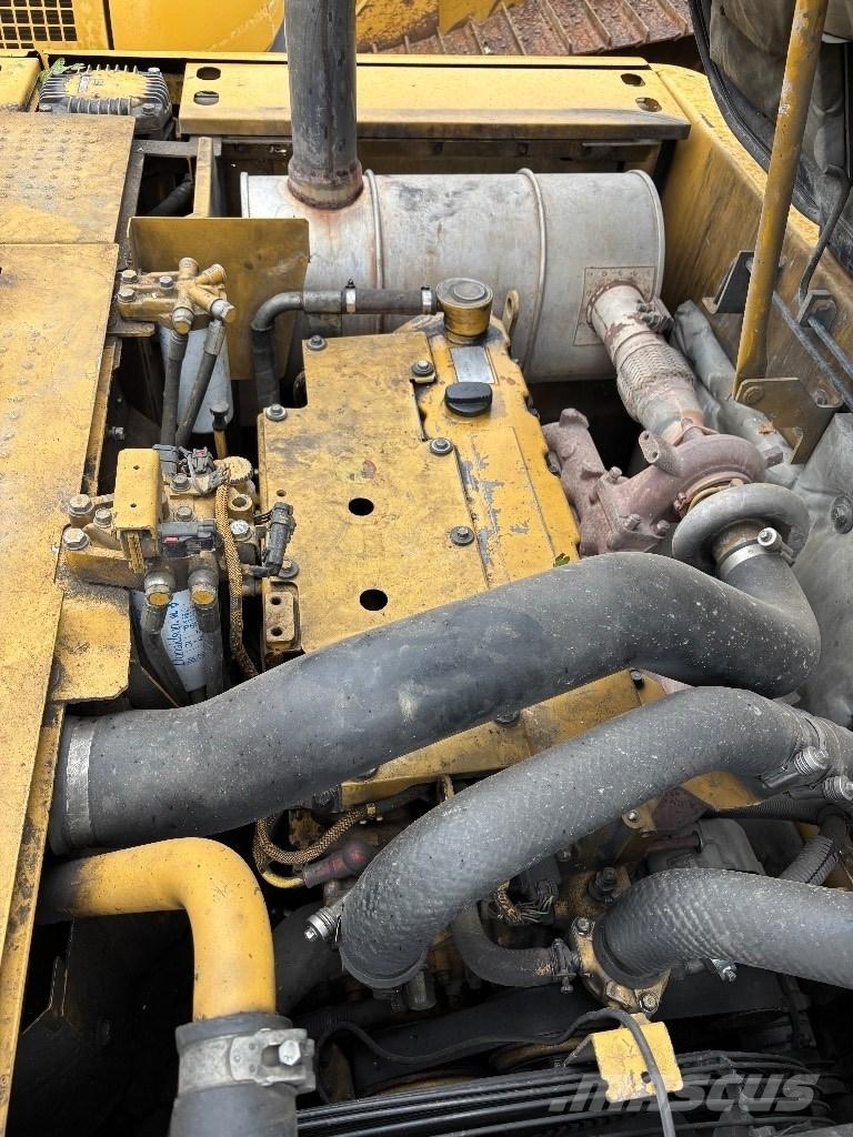 CAT 320 D L Lánctalpas kotrók