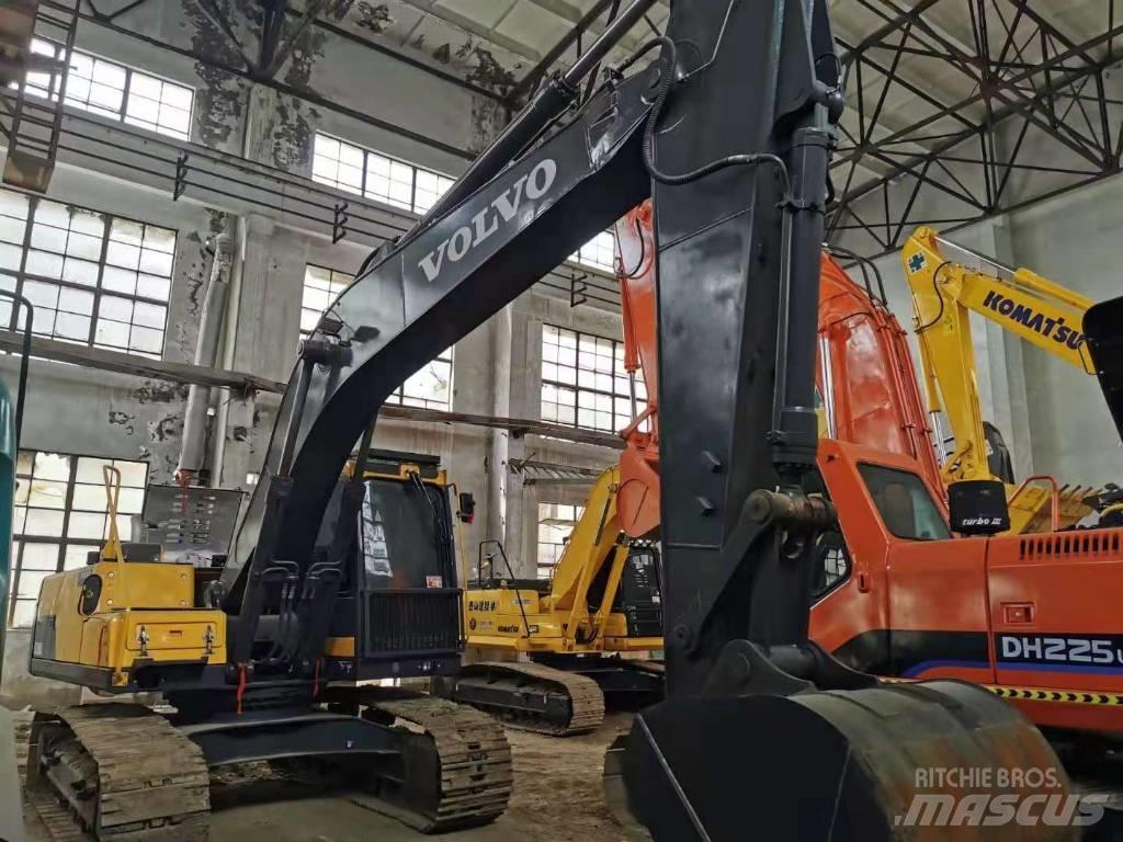 Volvo EC200D Lánctalpas kotrók