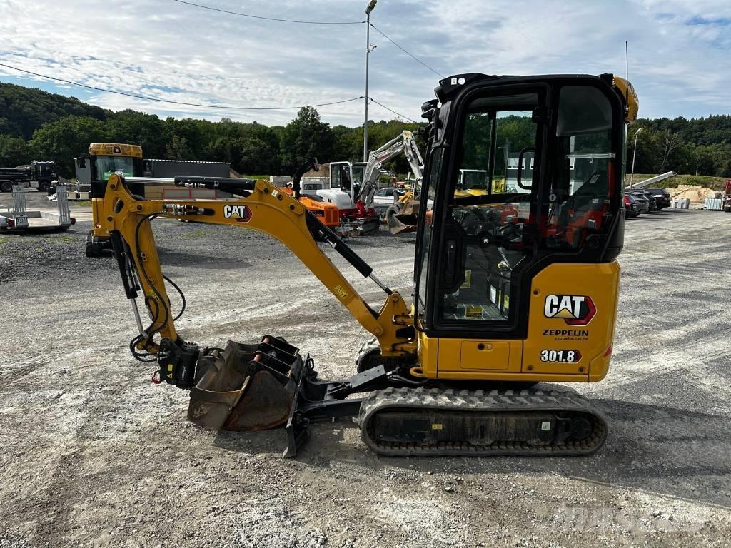 CAT 301.8 Mini kotrók < 7t