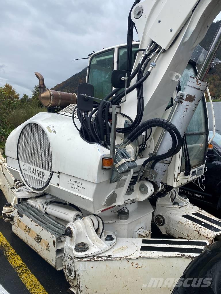 Kaiser S2-4 Közepes (midi) kotrók 7 t - 12 t