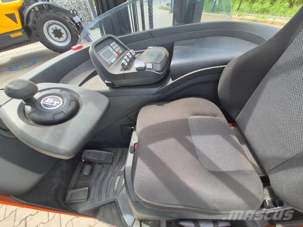 Toyota RRE 140 Tolóoszlopos targonca