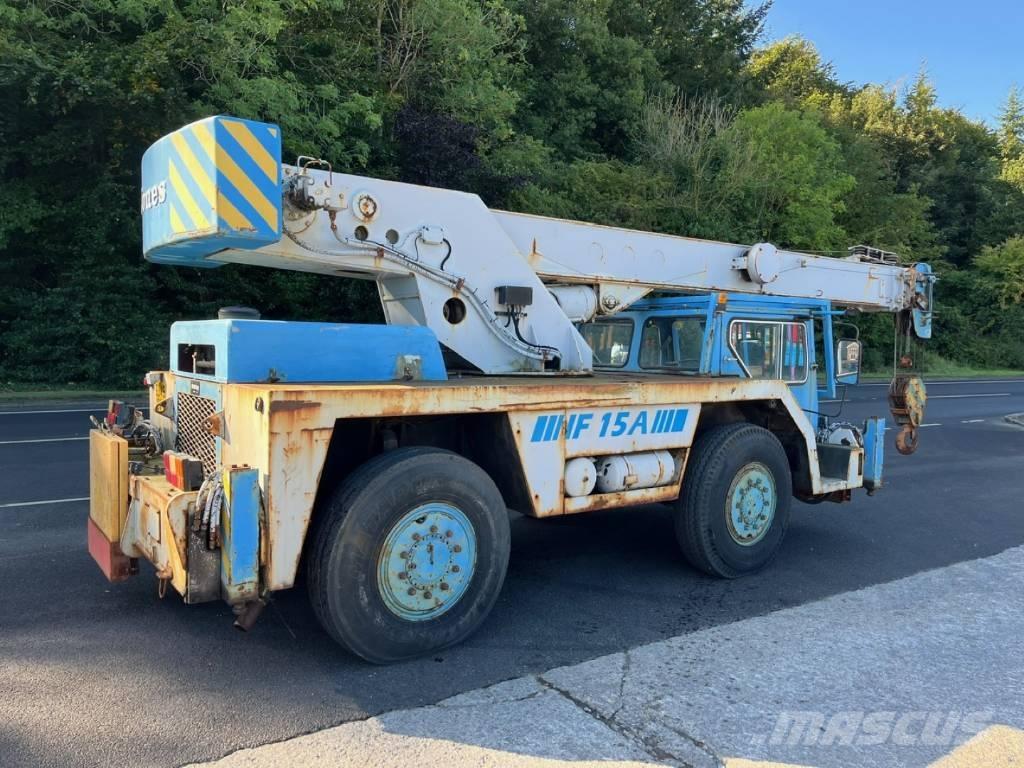 Jones IF 15AT Terepdaruk