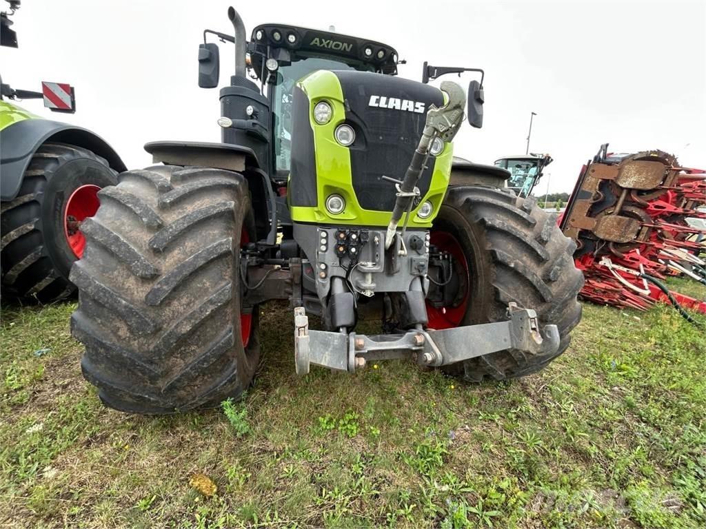 CLAAS Axion 960 TT Traktorok
