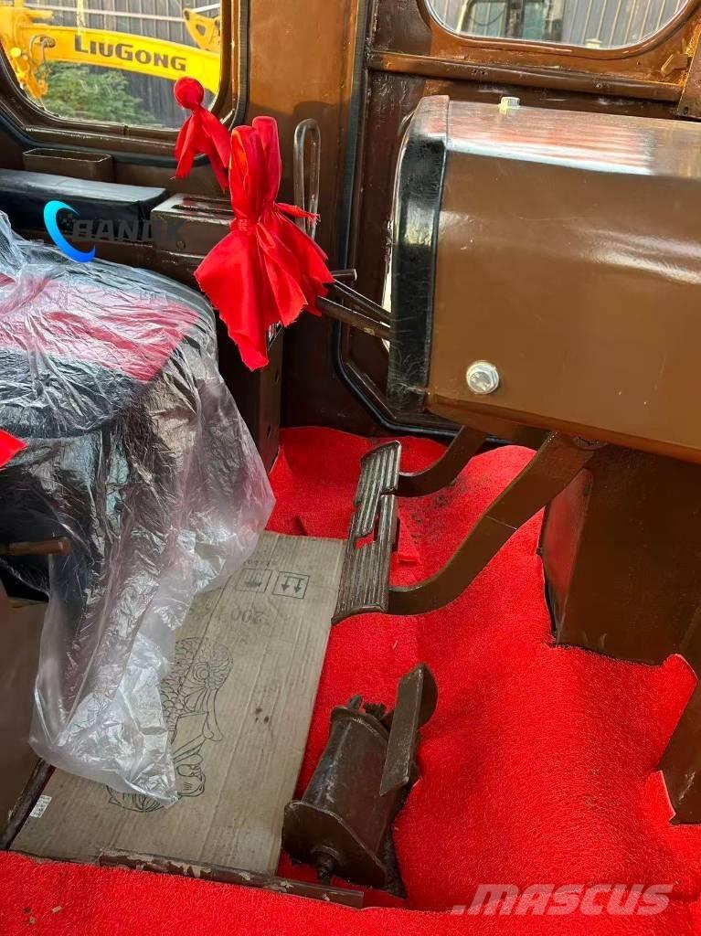 CAT D 8 K lánctalpas dózerek