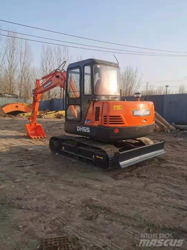 Doosan DH55 Lánctalpas kotrók