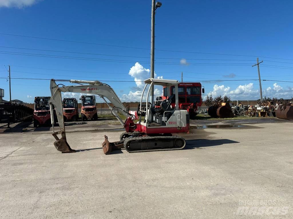 Takeuchi TB 135 Lánctalpas kotrók