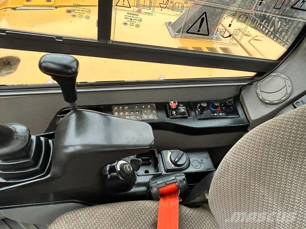 Volvo ECR 88 D Közepes (midi) kotrók 7 t - 12 t
