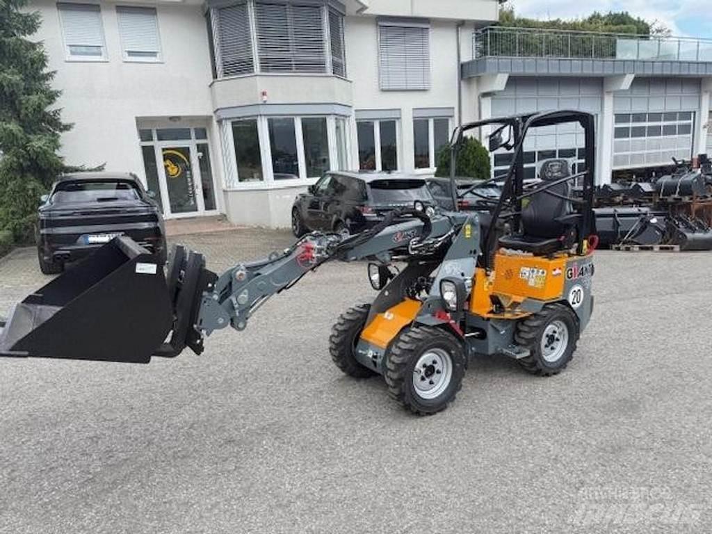 GiANT G1200 Tele Gumikerekes homlokrakodók