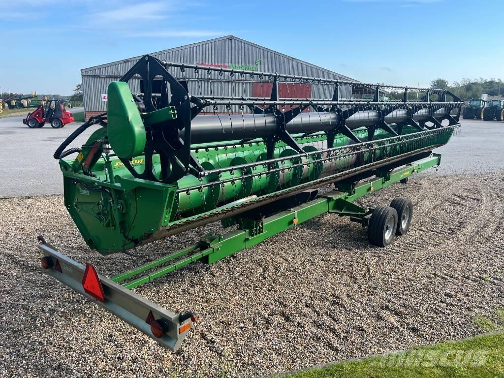 John Deere T670 Kombájnok