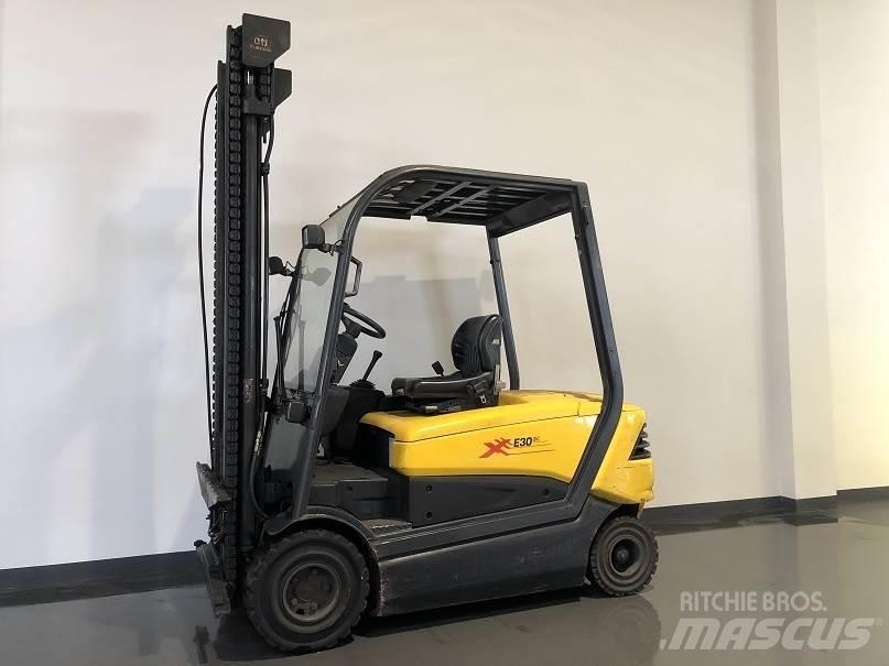 Om-Pimespo XE30 Elektromos targoncák