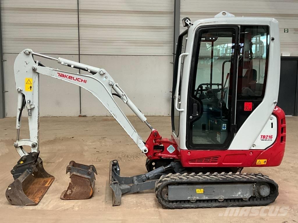 Takeuchi TB 216 Mini kotrók < 7t