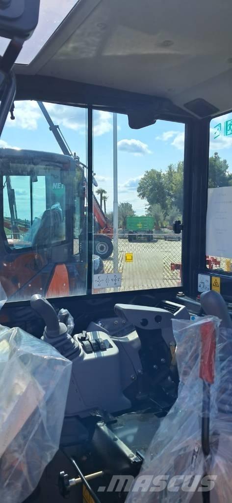 Hitachi ZX33U Lánctalpas kotrók