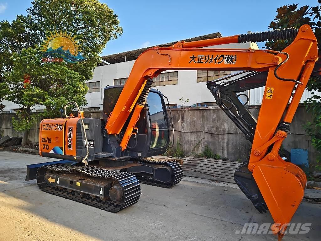 Hitachi ZX 70 Közepes (midi) kotrók 7 t - 12 t
