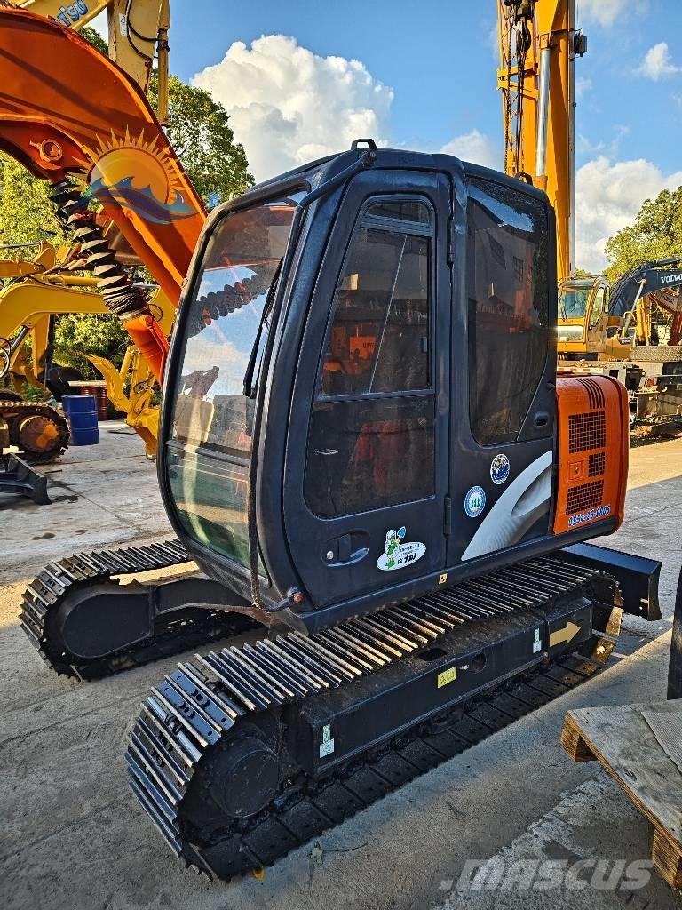 Hitachi ZX 70 Közepes (midi) kotrók 7 t - 12 t